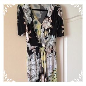 🆕Elegance Paris dress size 8/10